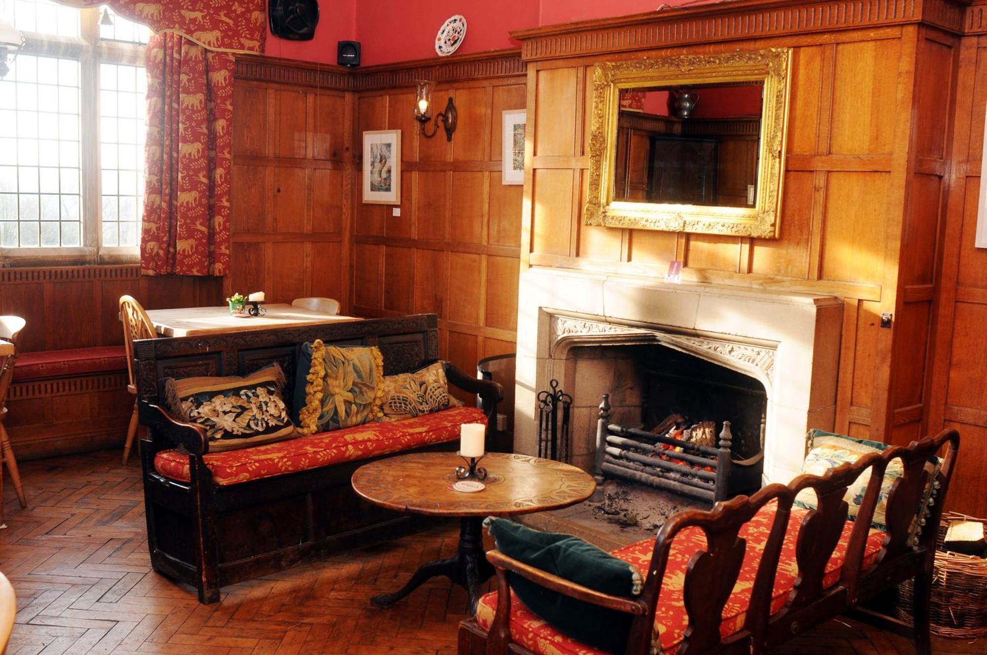 Amberley Inn Stroud  Exterior photo